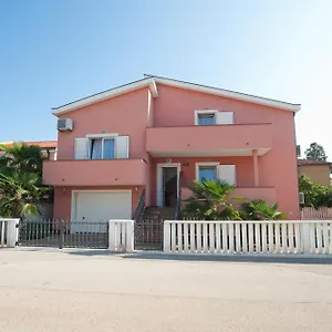 Apartmán Maric With Parking