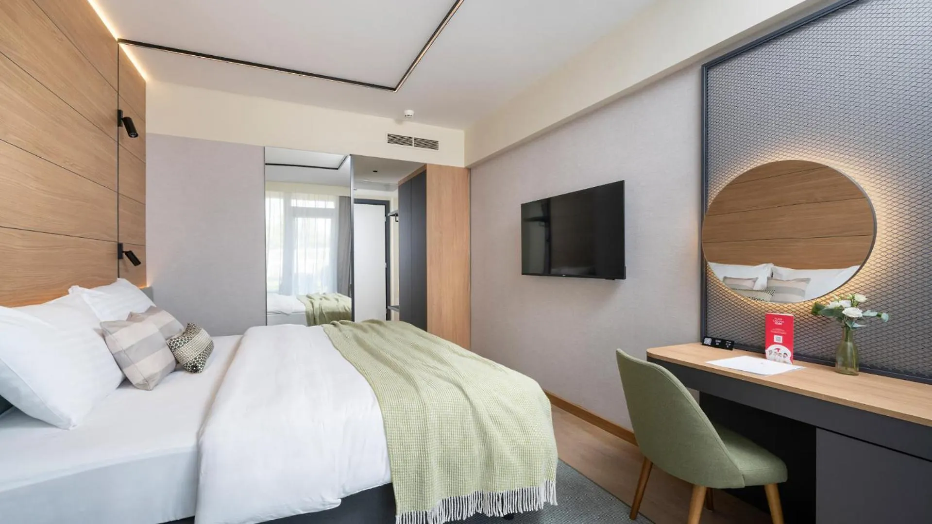 Hotel Pelegrin Plava Laguna (Adults Only) Умаг